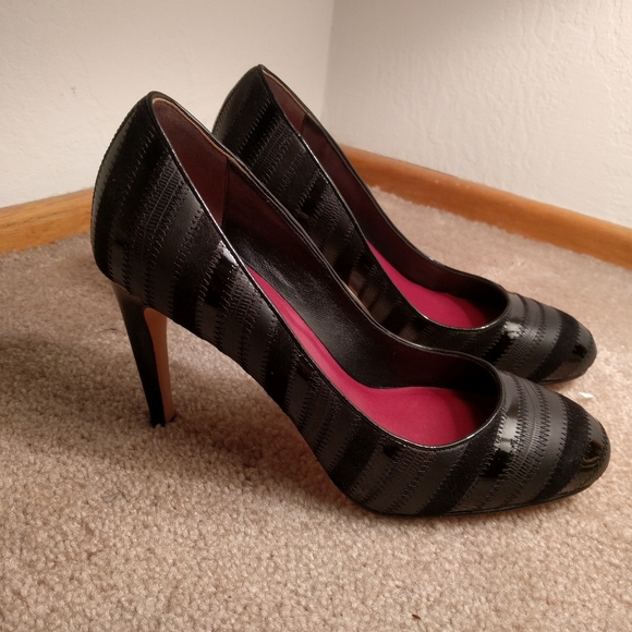 Cole Haan Shoes - Cole Haan Black pumps size 8